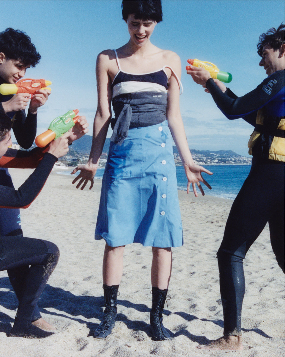 11440_Fashion_Travel_SamRock+KatieBurnett_A_01_resultat