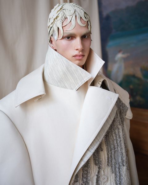 1ThomBrowne_Couture2024_PieterHenket_0101_resultado