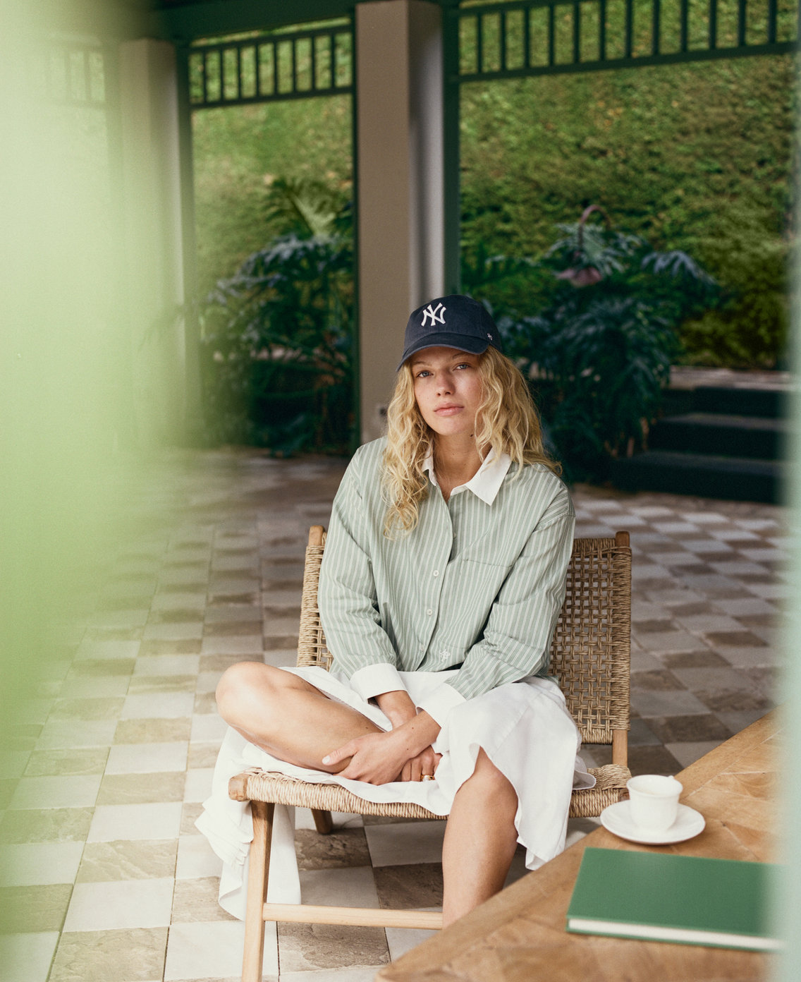 ANF_SUMMER_2_2026_CAMPAIGN_EMEA_SUMMER_OCCASION_OUTFITTING_WOMENS_D3_LOOK1_000009050004 48_resultat